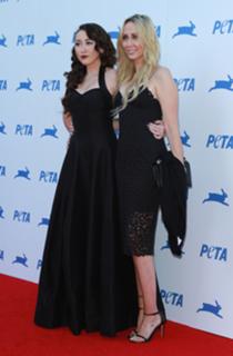 Tish Cyrus feet photo 2