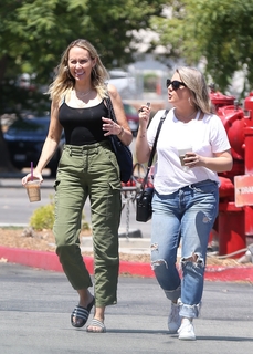 Tish Cyrus feet photo 16