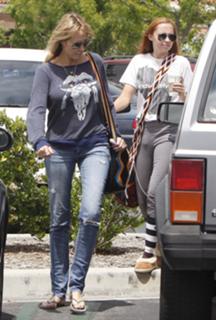 Tish Cyrus feet photo 9