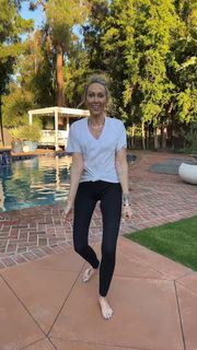 Tish Cyrus feet photo 10