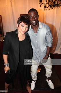 Tisha Campbell feet photo thumbnail
