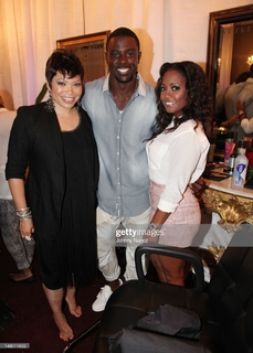 Tisha Campbell feet photo thumbnail