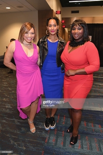 Tisha Campbell feet photo thumbnail