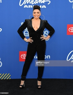 Tisha Campbell feet photo thumbnail