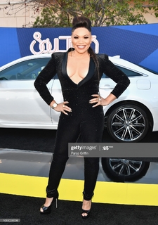 Tisha Campbell feet photo thumbnail