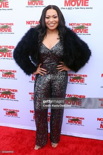 Tisha Campbell feet photo thumbnail