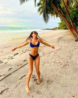Tita Ureta feet photo 1