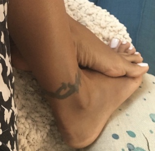 Toks Olagundoye feet photo 3