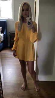 Tomi Lahren feet photo thumbnail