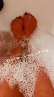 Tomi Lahren feet photo thumbnail