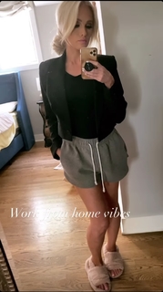 Tomi Lahren feet photo thumbnail