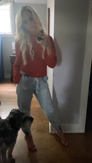 Tomi Lahren feet photo thumbnail