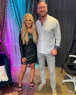 Tomi Lahren feet photo thumbnail