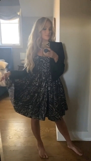 Tomi Lahren feet photo thumbnail