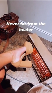 Tomi Lahren feet photo thumbnail