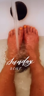 Tomi Lahren feet photo thumbnail