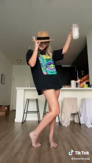 Tommi Rose feet photo 9
