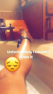 Tommie Lee feet photo 4
