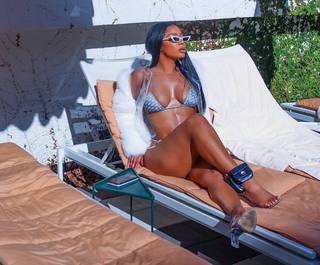 Tommie Lee feet photo 19