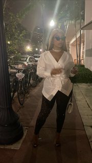 Tommie Lee feet photo 14