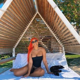 Tommie Lee feet photo 4
