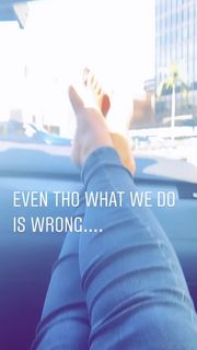 Tommie Lee feet photo 17