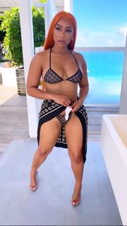 Tommie Lee feet photo 20