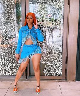Tommie Lee feet photo 16