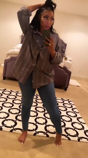 Tommie Lee feet photo 16