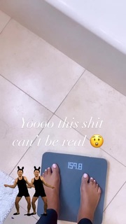 Tommie Lee feet photo 7
