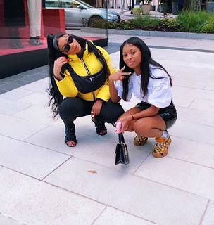 Tommie Lee feet photo 3