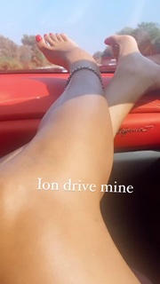 Tommie Lee feet photo 20