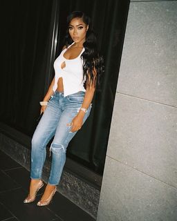 Tommie Lee feet photo 20
