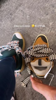 Tommie Lee feet photo 16