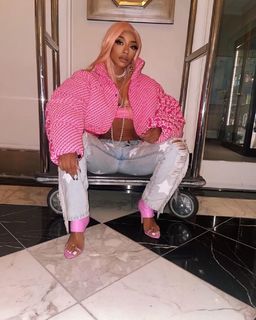 Tommie Lee feet photo 6