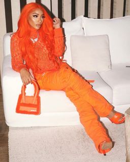 Tommie Lee feet photo 19