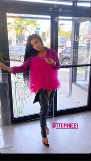Tommie Lee feet photo 5