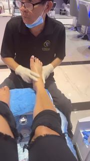 Tommie Lee feet photo 4