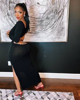 Tommie Lee feet photo 6