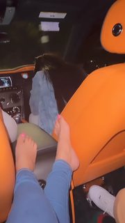 Tommie Lee feet photo 12