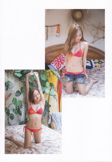 Tomomi Itano feet photo 19