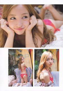 Tomomi Itano feet photo 20