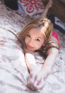 Tomomi Itano feet photo 18