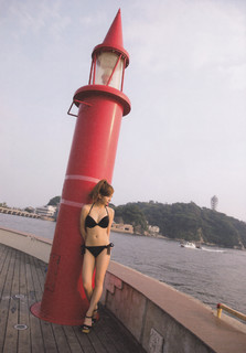 Tomomi Itano feet photo 17