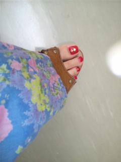 Tomomi Itano feet photo 20