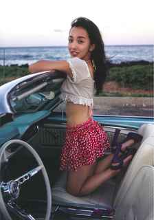 Tomomi Itano feet photo 9