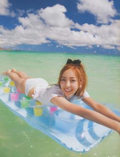 Tomomi Itano feet photo 17