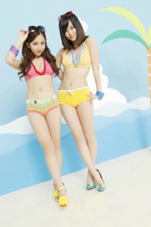 Tomomi Itano feet photo 16