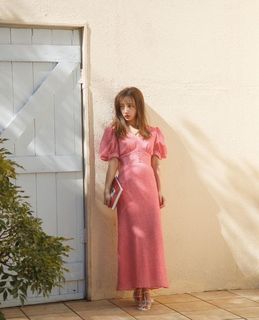Tomomi Itano feet photo 18