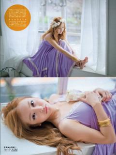 Tomomi Itano feet photo 4